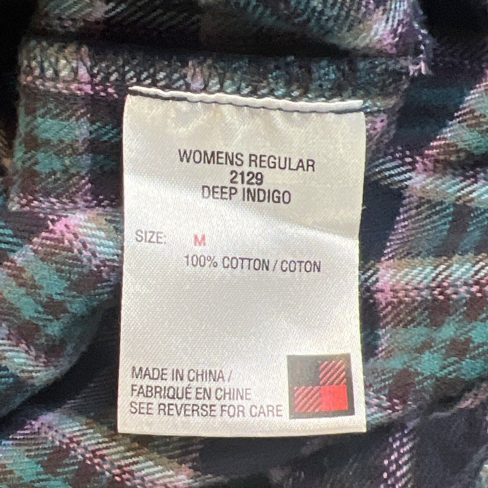 Excellent Woolrich Flannel Shirt Womens M Deep Indigo Plaid Cotton Button Up Exc - Picture 4 of 5